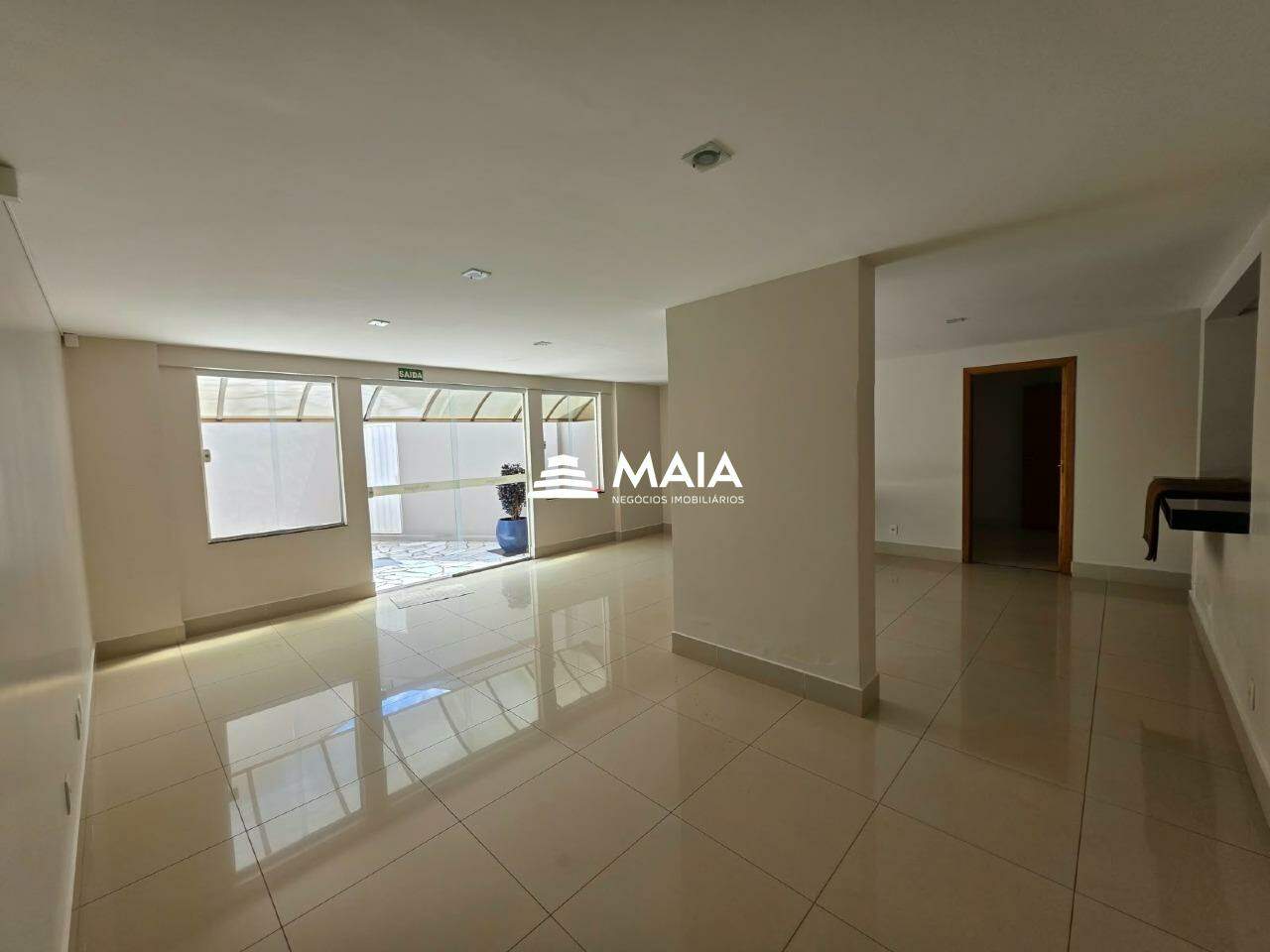 Apartamento para aluguel no Mercês: 
