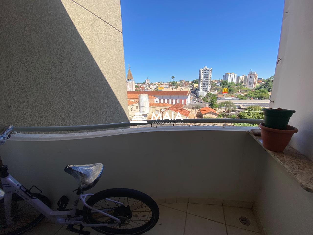 Apartamento à venda no Irmãos Soares: 