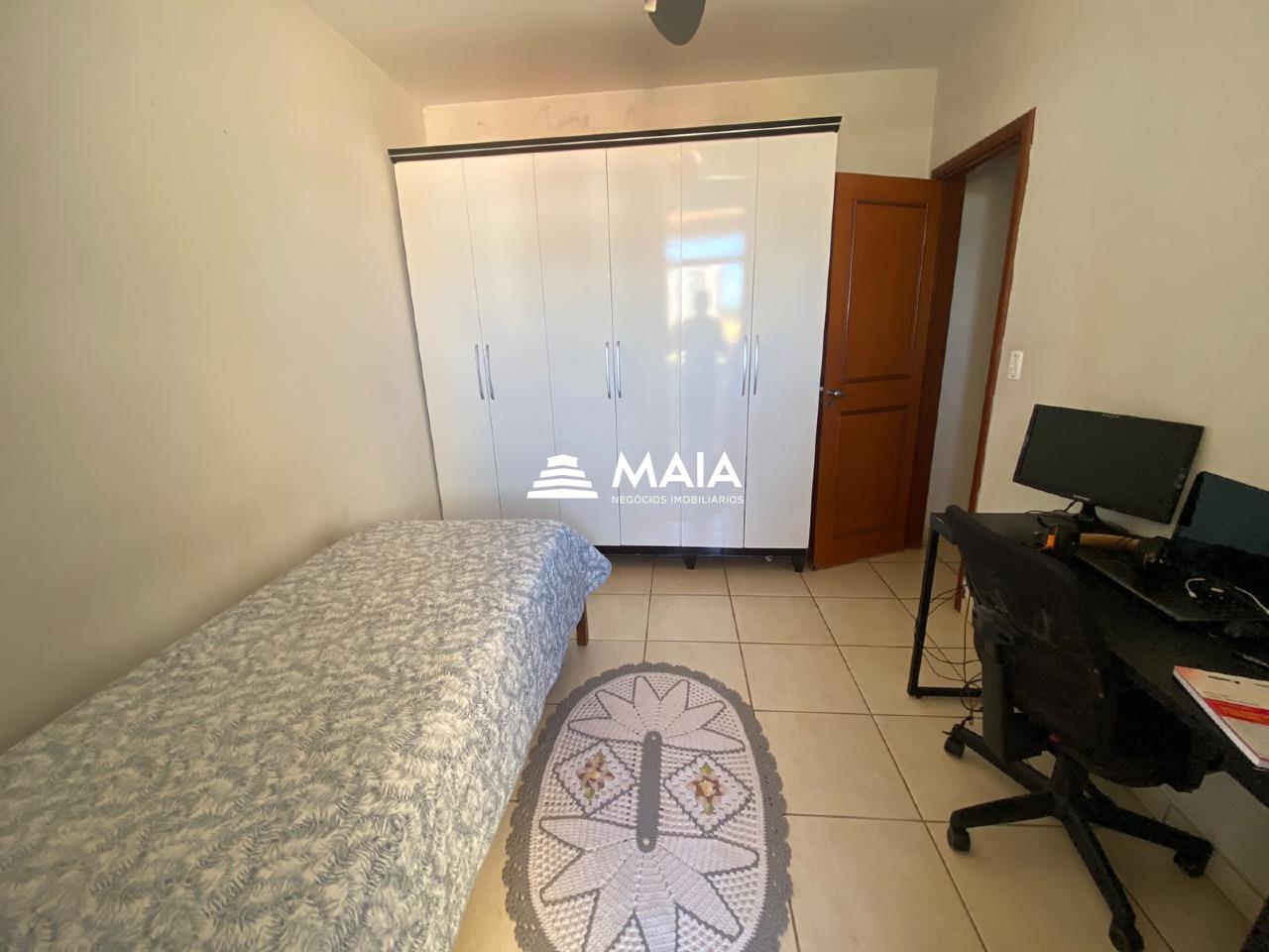 Apartamento à venda no Irmãos Soares: 