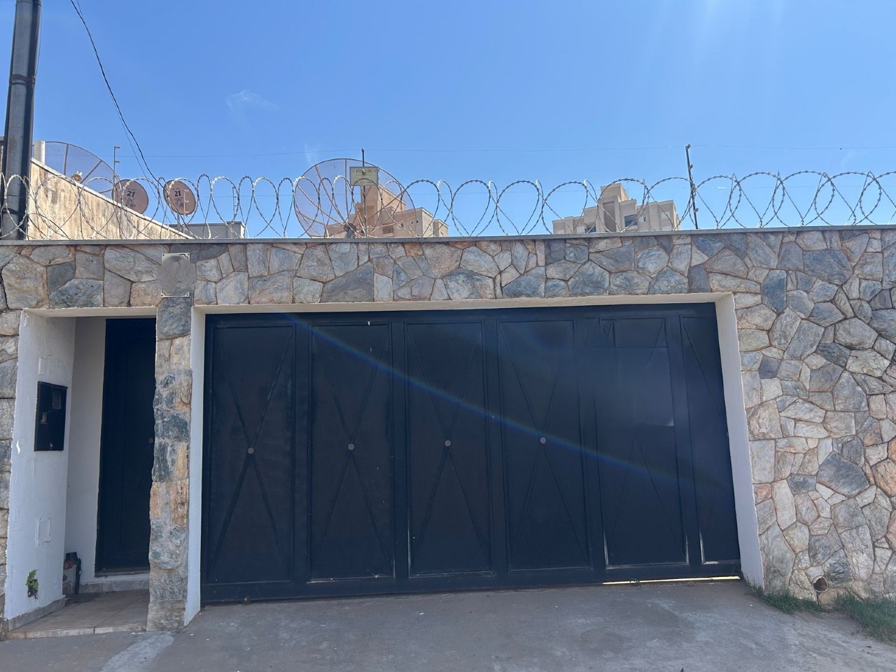 Casa para alugar no bairro Santa Maria