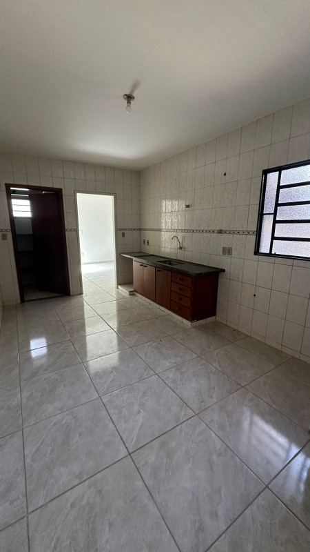 Casa para aluguel no Santa Maria: 