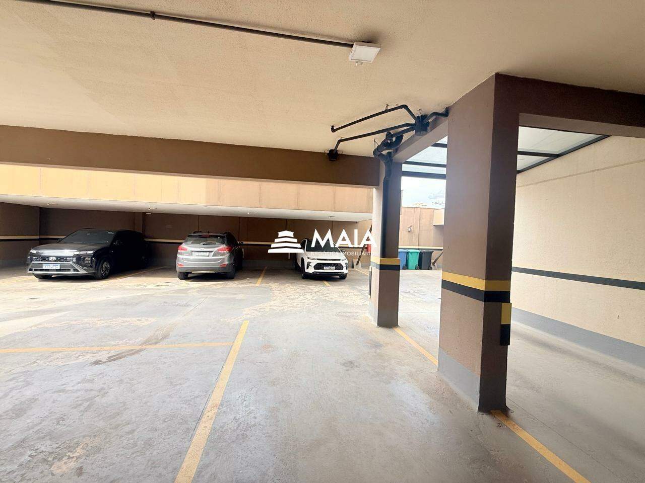 Apartamento à venda no Mercês: 