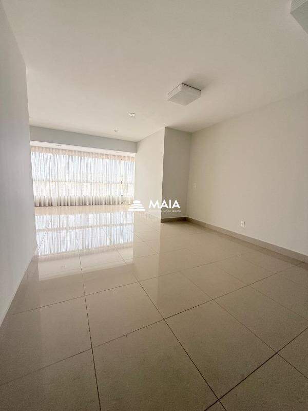 Apartamento à venda no Mercês: 
