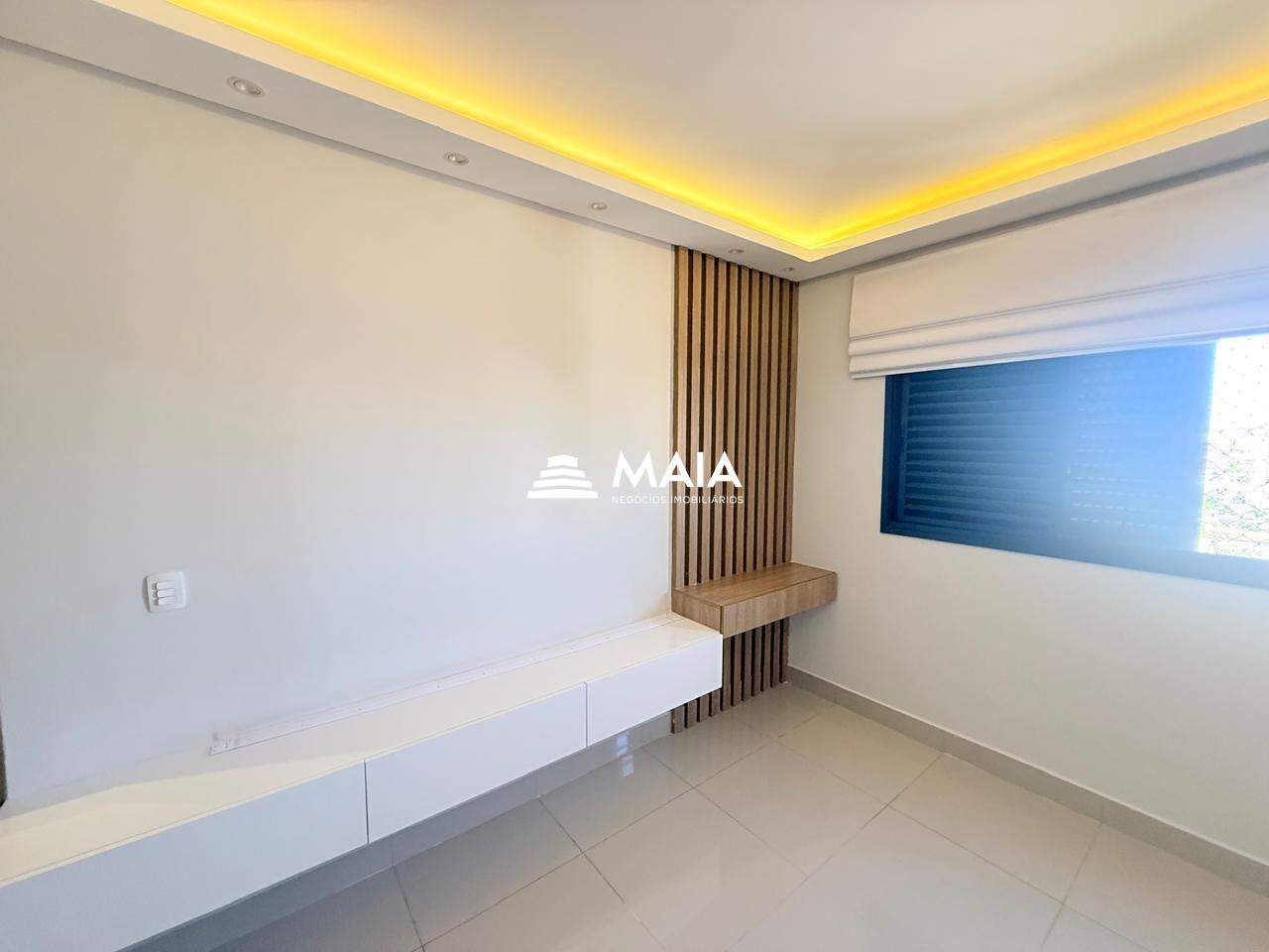 Apartamento à venda no Mercês: 