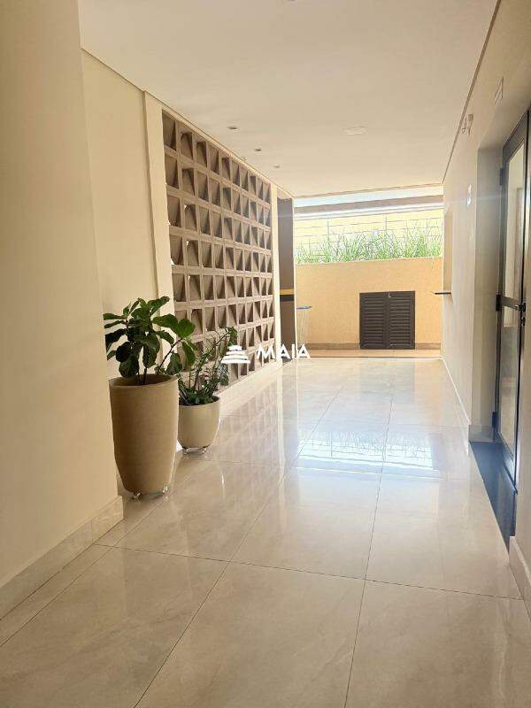 Apartamento à venda no Mercês: 