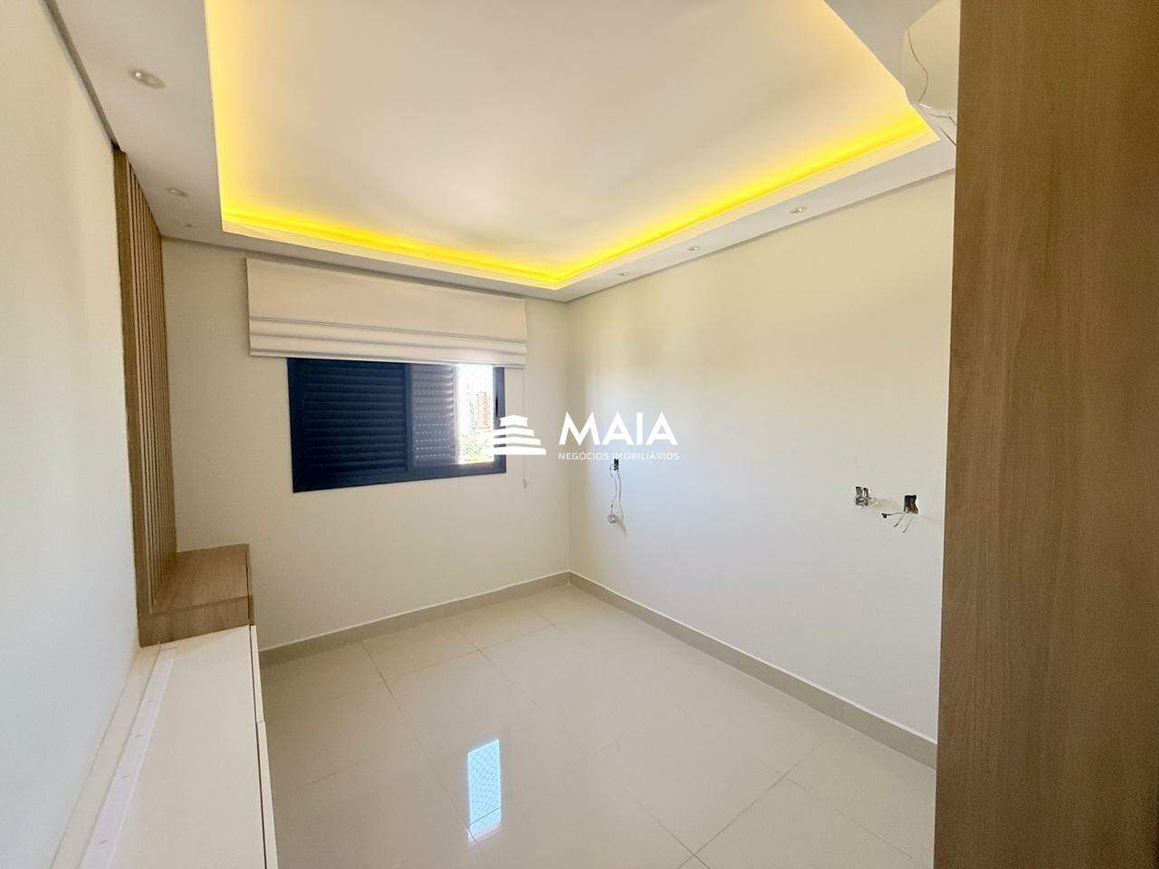 Apartamento à venda no Mercês: 