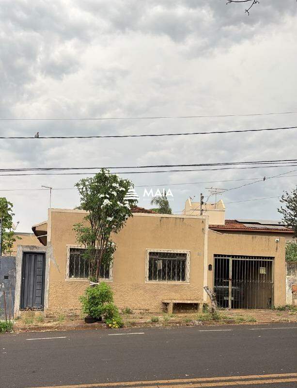 Terreno à venda no bairro Santa Maria 