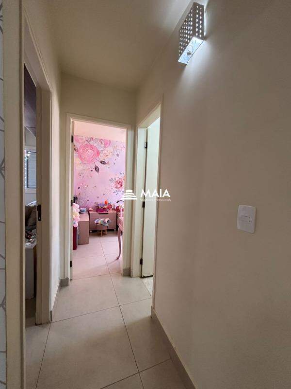 Casa de Condomínio à venda no Portal Beija Flor: 