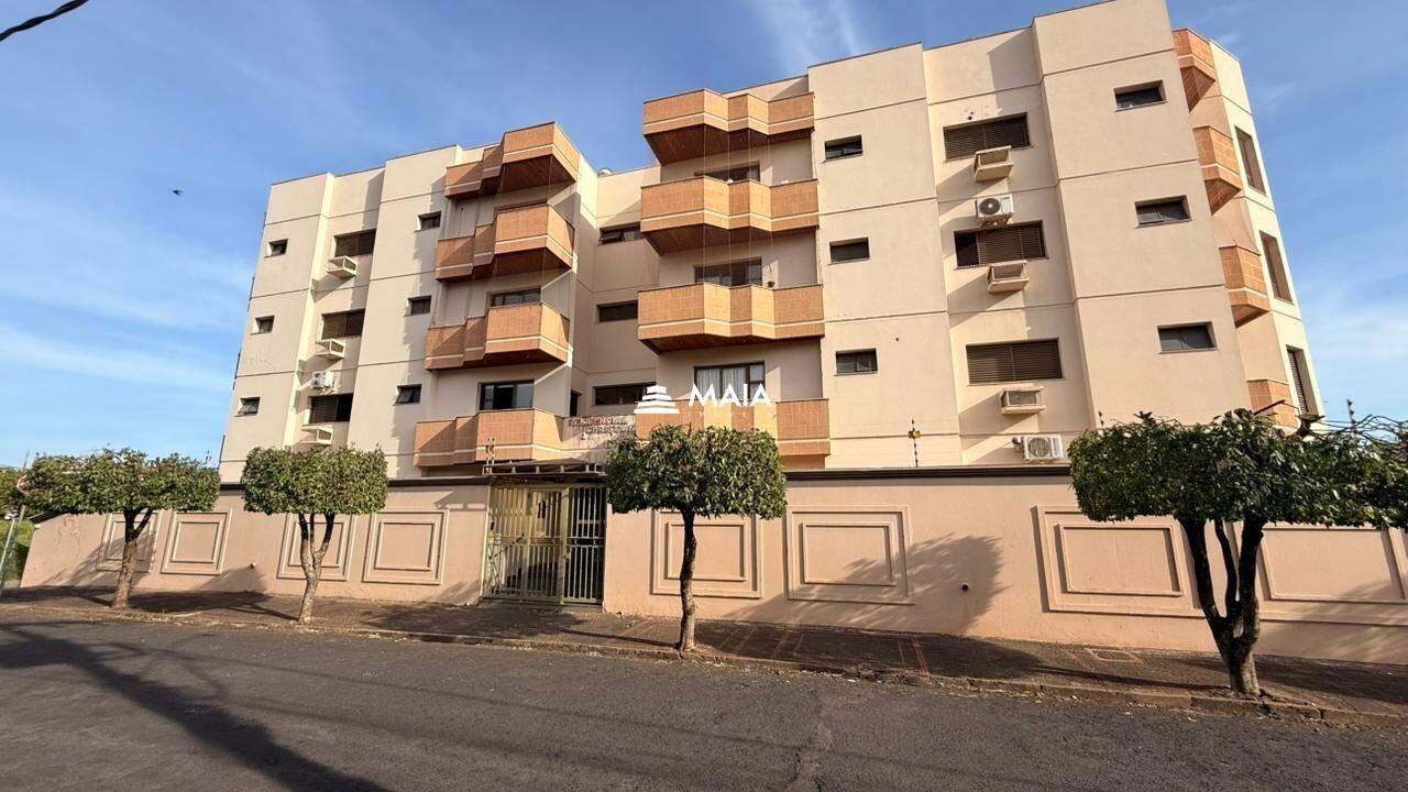 Apartamento à venda no bairro Santa Maria 