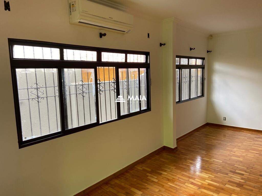 Casa à venda no Vila Olímpica: 