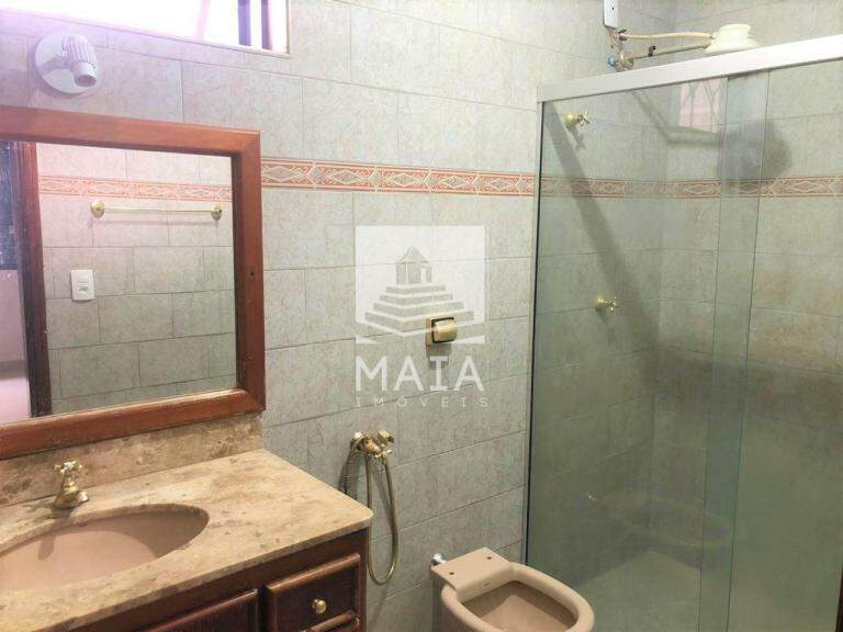 Casa à venda no Universitário: 