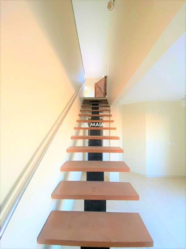 Apartamento à venda no Mercês: 