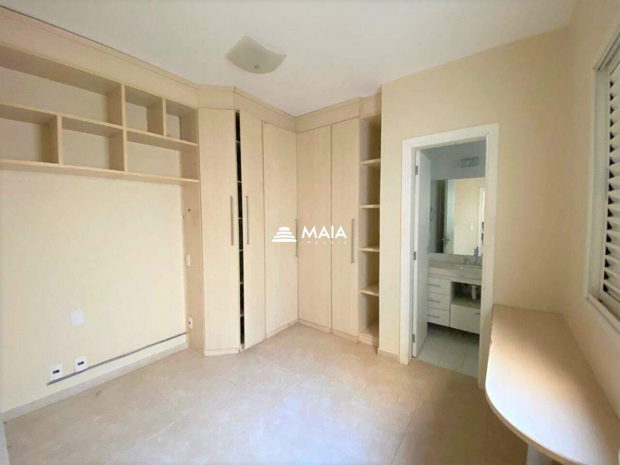 Apartamento à venda no Mercês: 