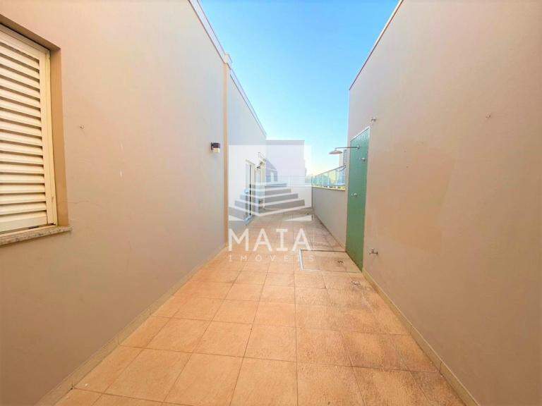 Apartamento à venda no Mercês: 