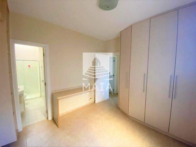 Apartamento à venda no Mercês: 