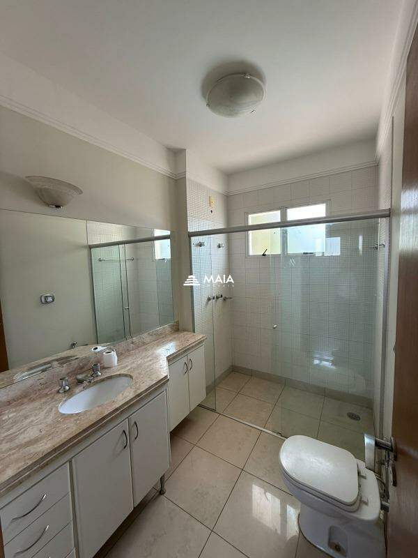 Casa de Condomínio à venda no Villa de Barcelona, Condomínio : 