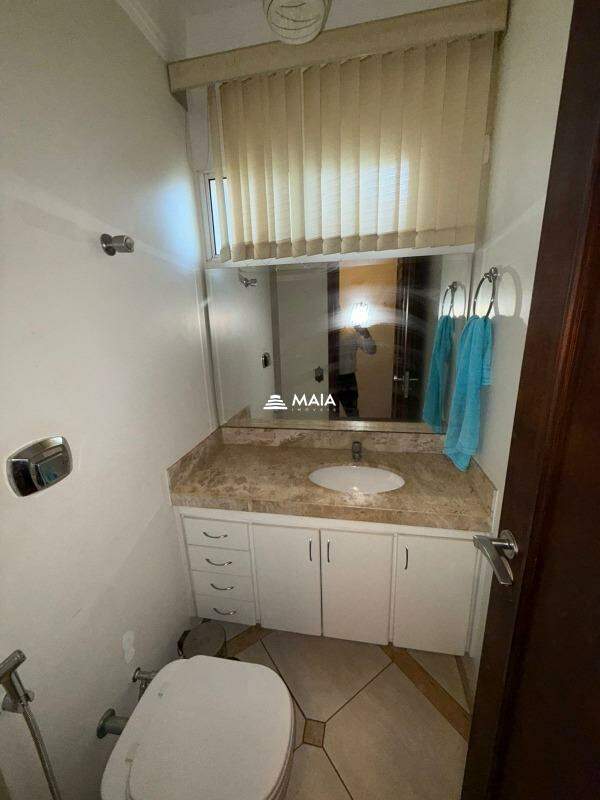 Casa de Condomínio à venda no Villa de Barcelona, Condomínio : 