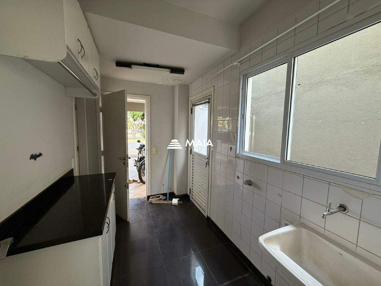 Casa de Condomínio à venda no Villa de Barcelona, Condomínio : 