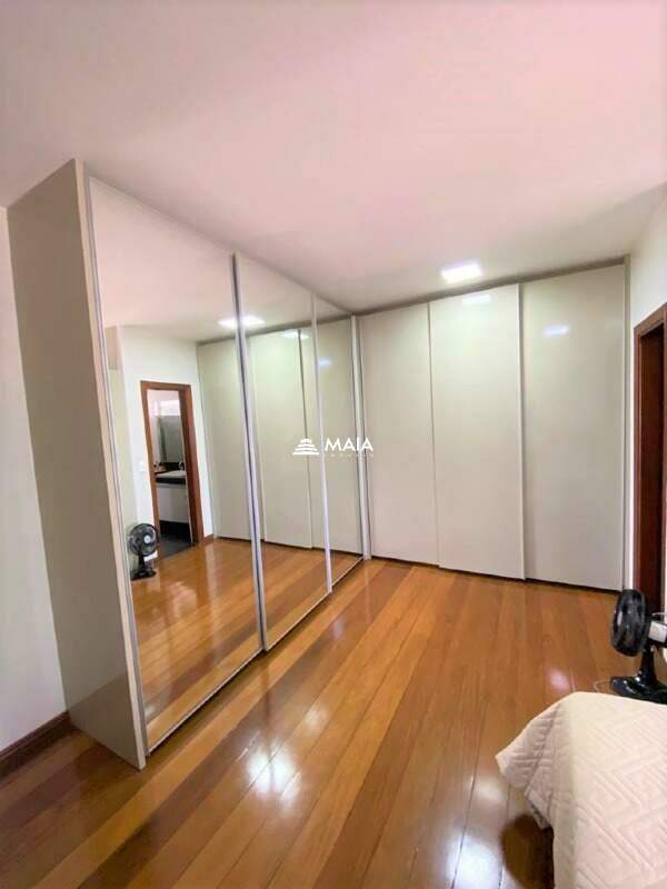 Casa à venda no Fabrício: 