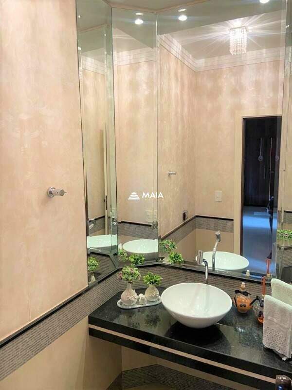 Casa à venda no Fabrício: 