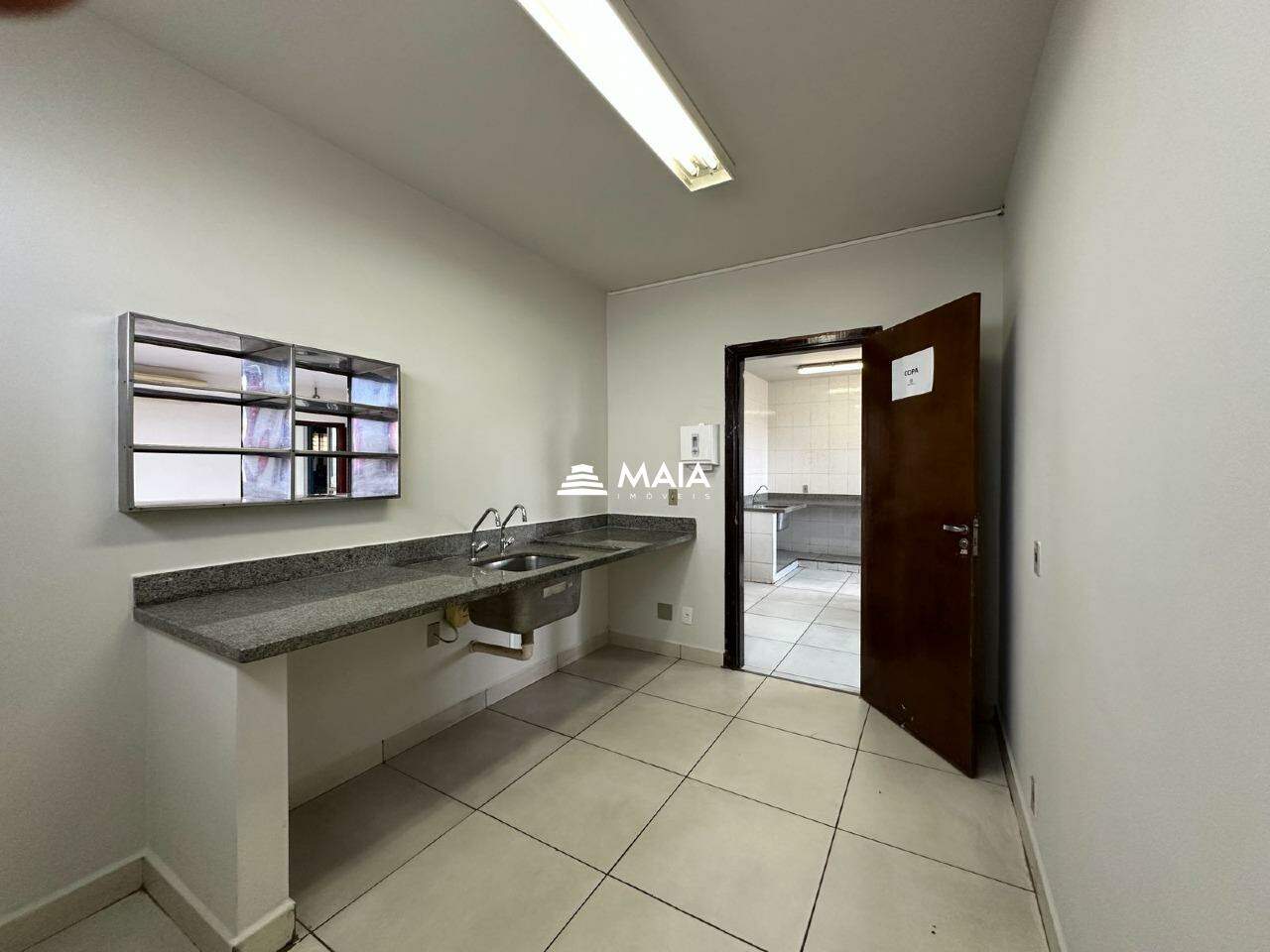 Galpão à venda no BR-050: 