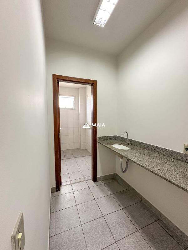 Galpão à venda no BR-050: 