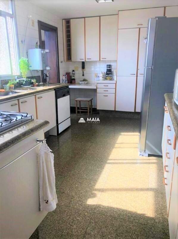 Apartamento à venda no Centro: 