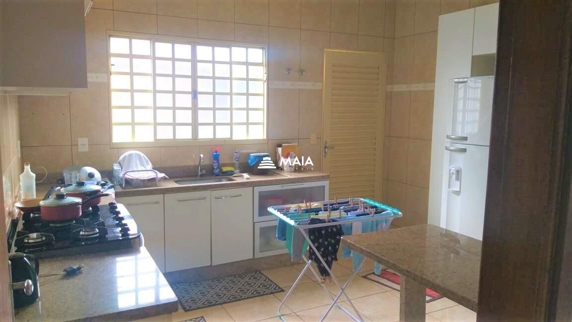 Casa à venda no Residencial Palmeiras: 