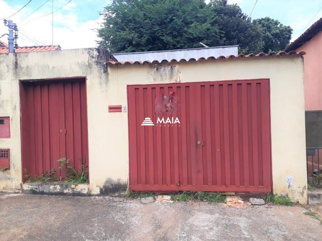 Terreno/Área à venda no São Benedito: 