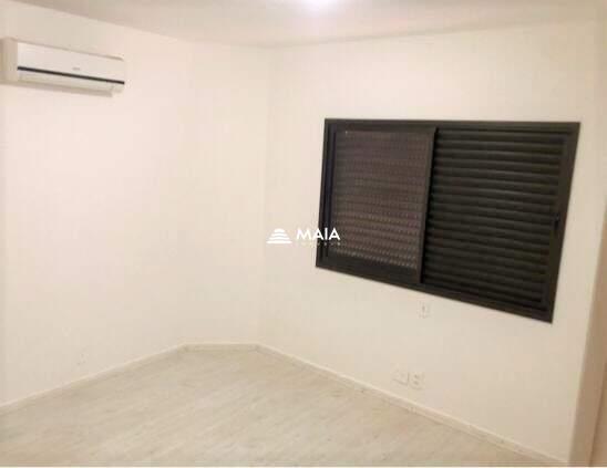 Apartamento à venda no Mercês: 