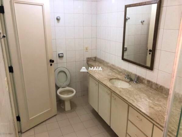 Apartamento à venda no Mercês: 