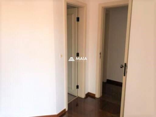 Apartamento à venda no Mercês: 