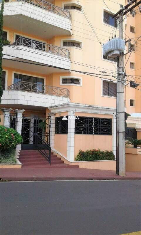 Apartamento no Mercês 