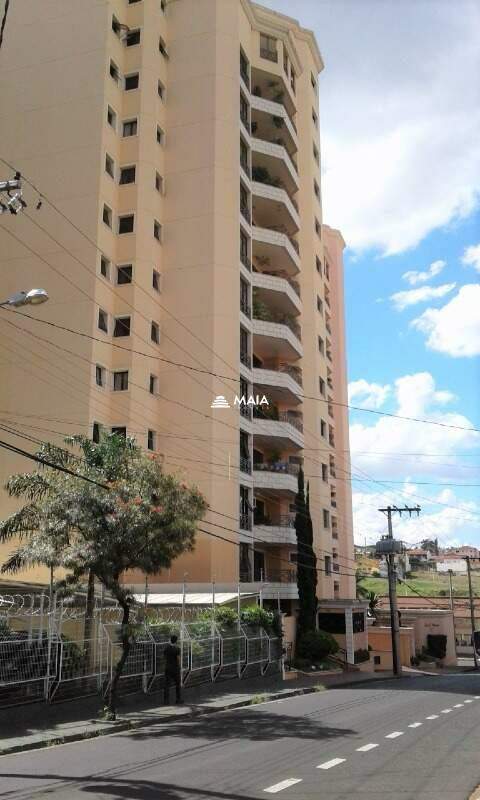 Apartamento à venda no Mercês: 