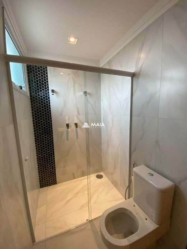 Apartamento à venda no Jardim do Lago: 