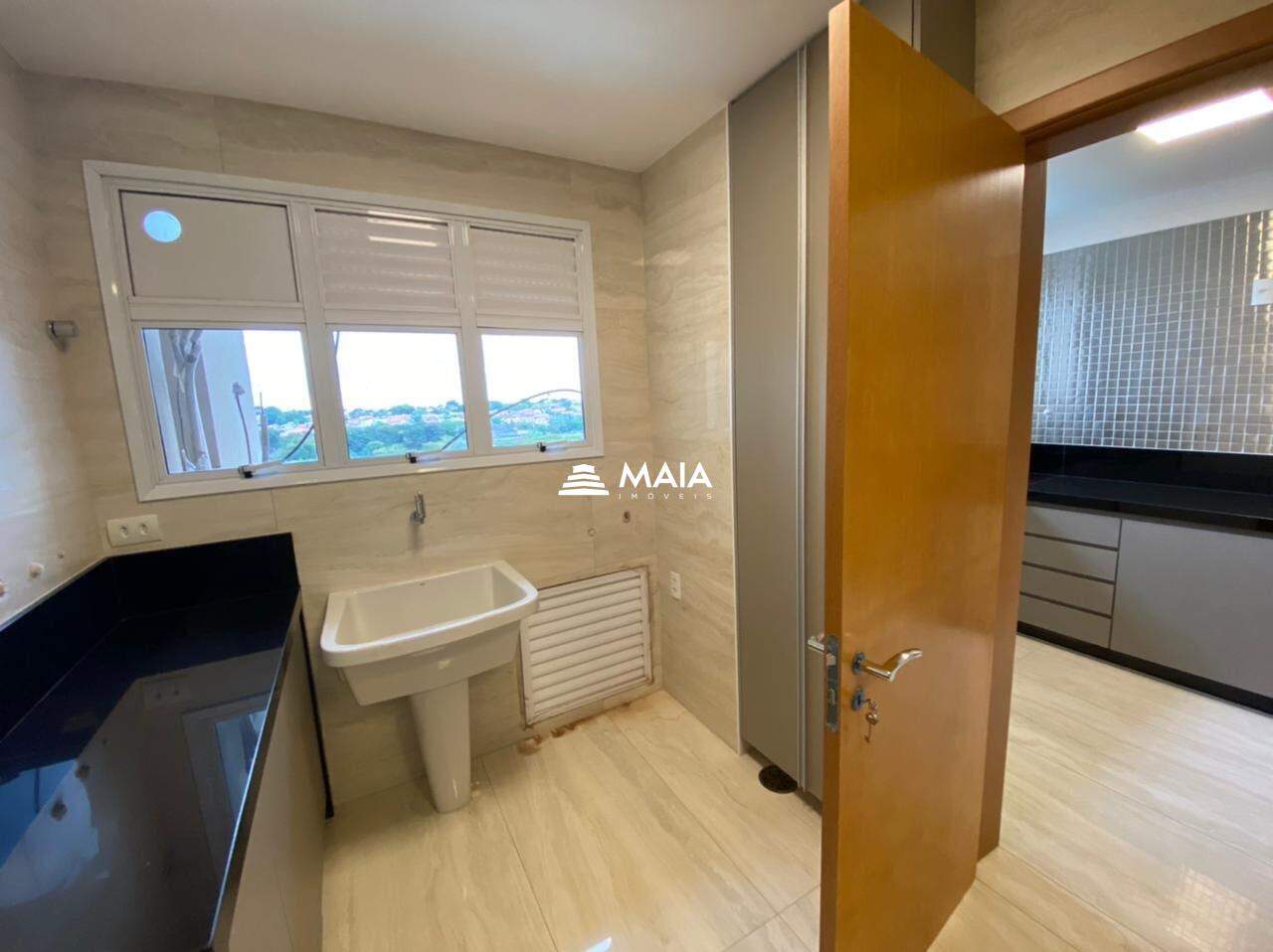 Apartamento à venda no Jardim do Lago: 