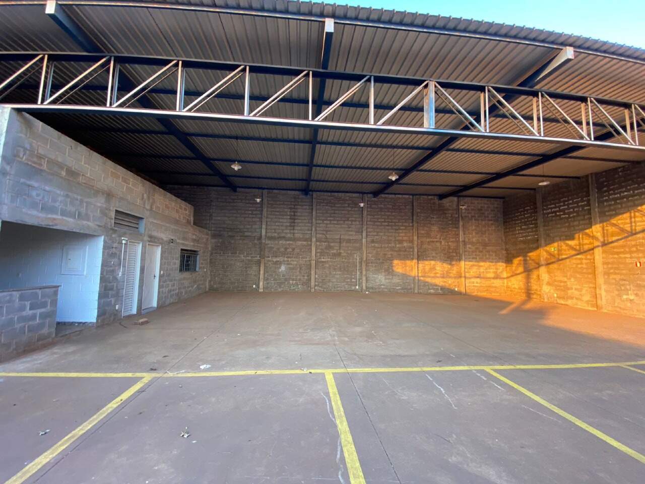 Galpão à venda no Jardim Maracanã: 