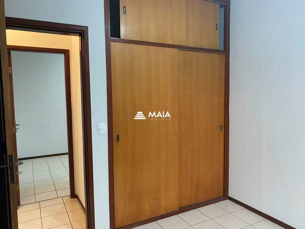 Apartamento à venda no Mercês: 