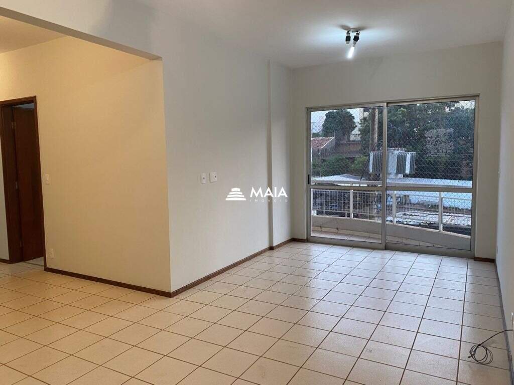 Apartamento à venda no Mercês: 