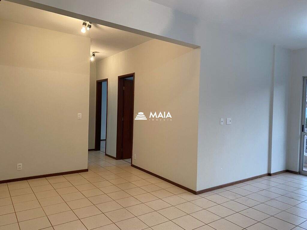 Apartamento à venda no Mercês: 