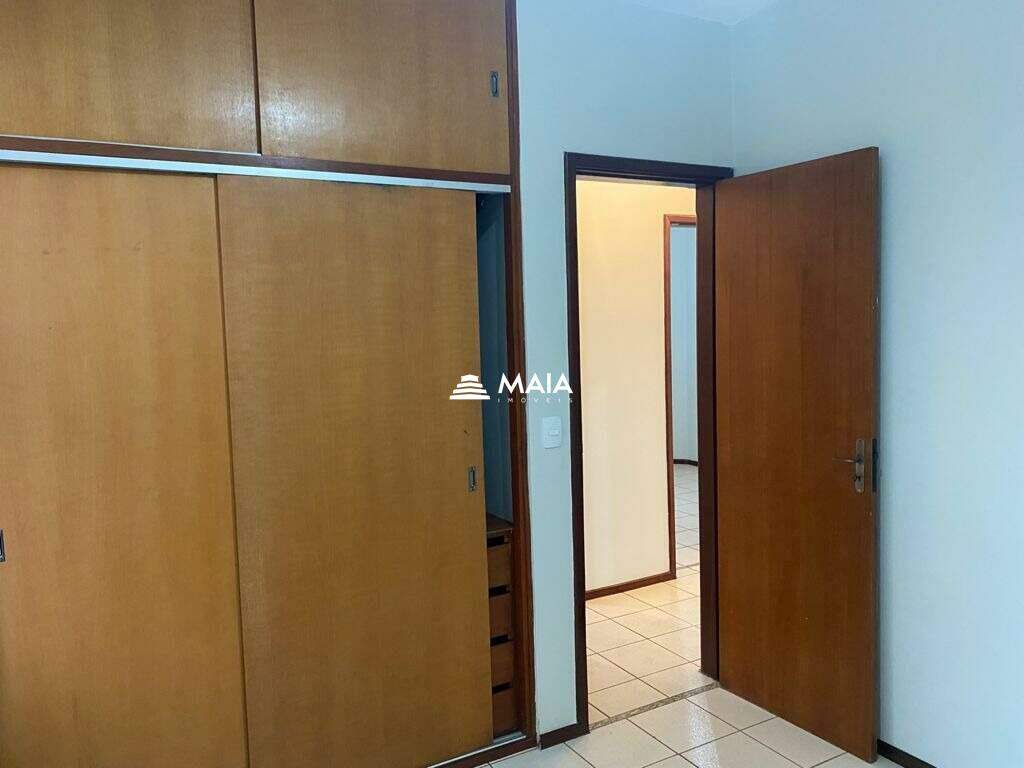 Apartamento à venda no Mercês: 