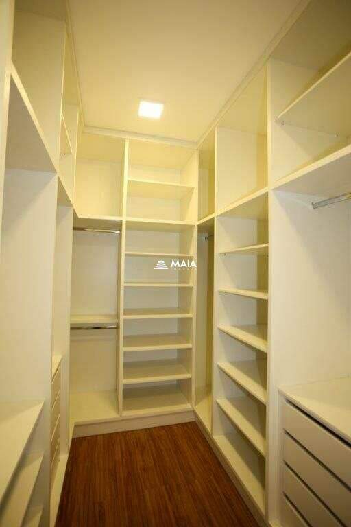 Casa de Condomínio à venda no Flamboyant III Resid. Park: 