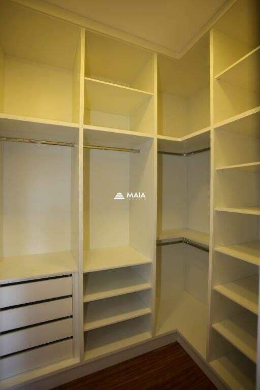 Casa de Condomínio à venda no Flamboyant III Resid. Park: 