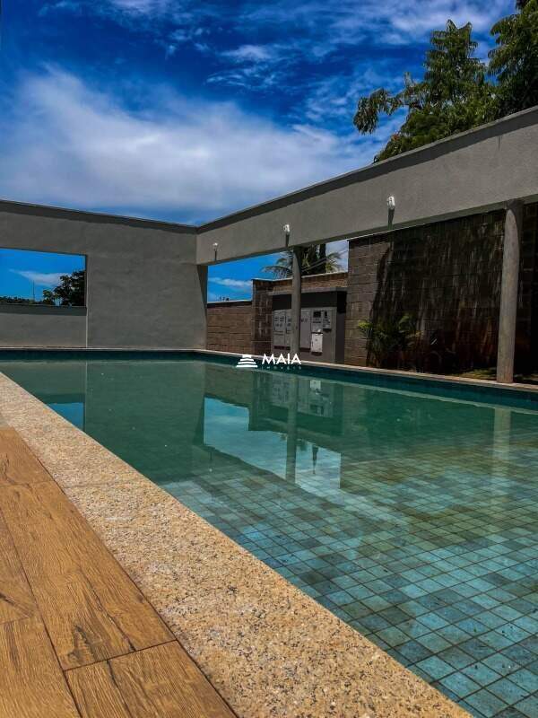 Apartamento à venda no Mercês: 