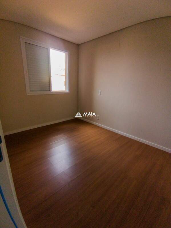 Apartamento à venda no Mercês: 