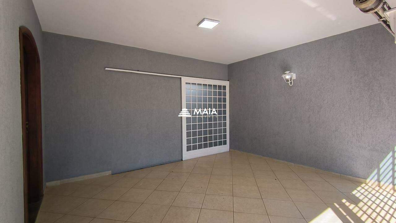 Casa à venda no Mercês: 