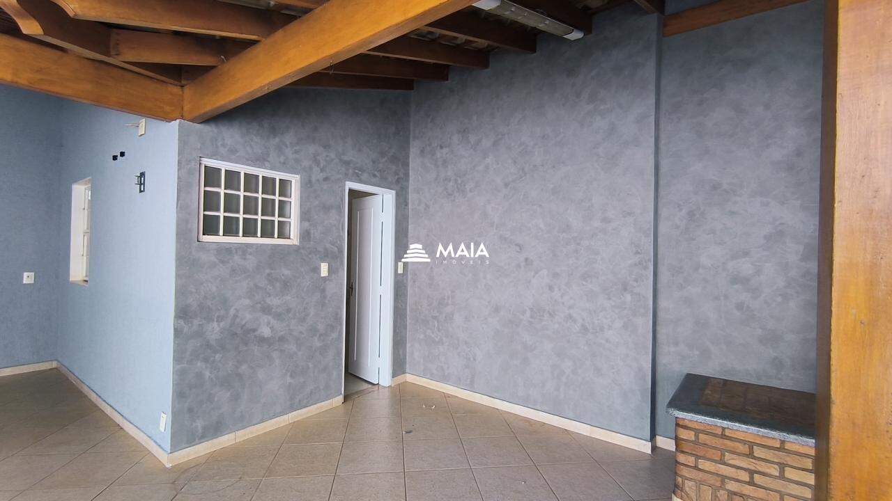 Casa à venda no Mercês: 