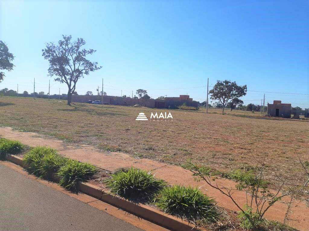 Terreno/Área à venda no Parque das Laranjeiras: 