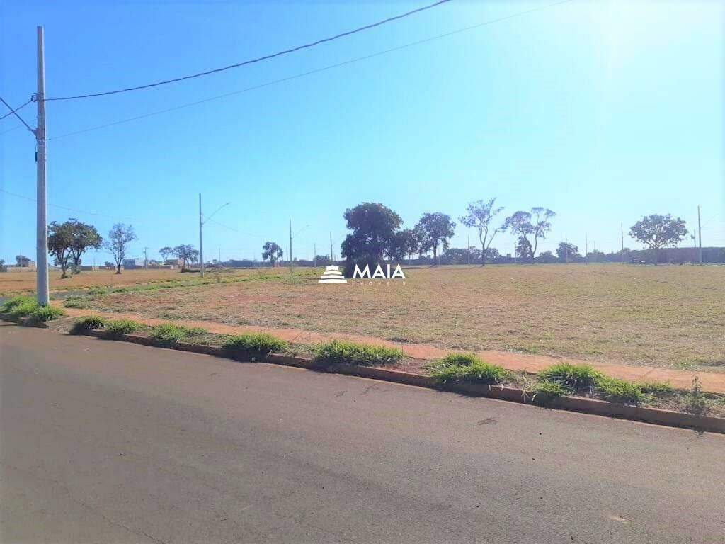 Terreno/Área à venda no Parque das Laranjeiras: 