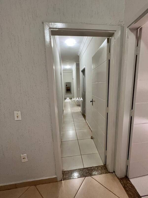 Casa à venda no Jardim do Lago: 